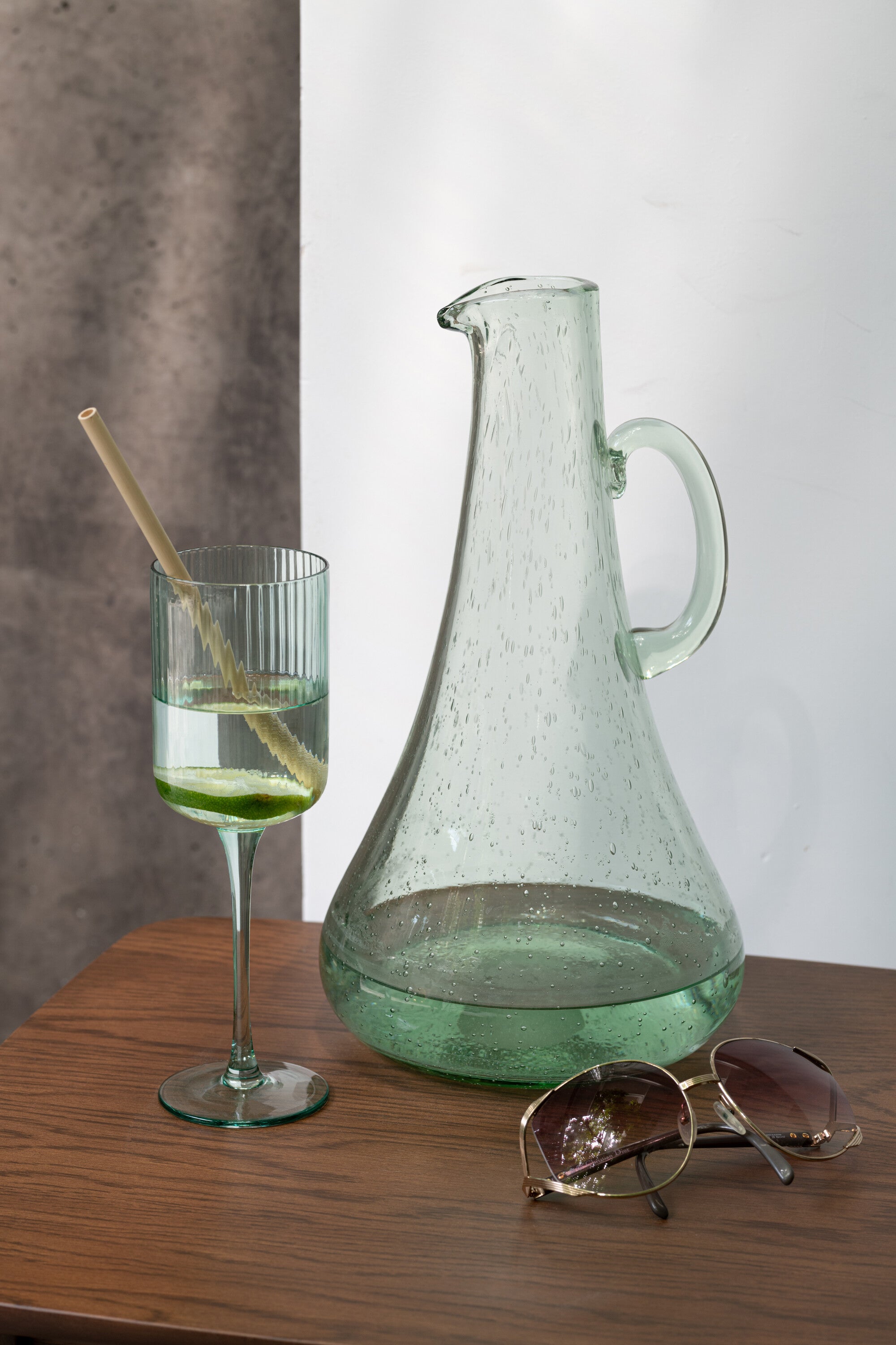 Verre à vin “Ralph” Menthe – Design élégant, ambiance chic | J-Line