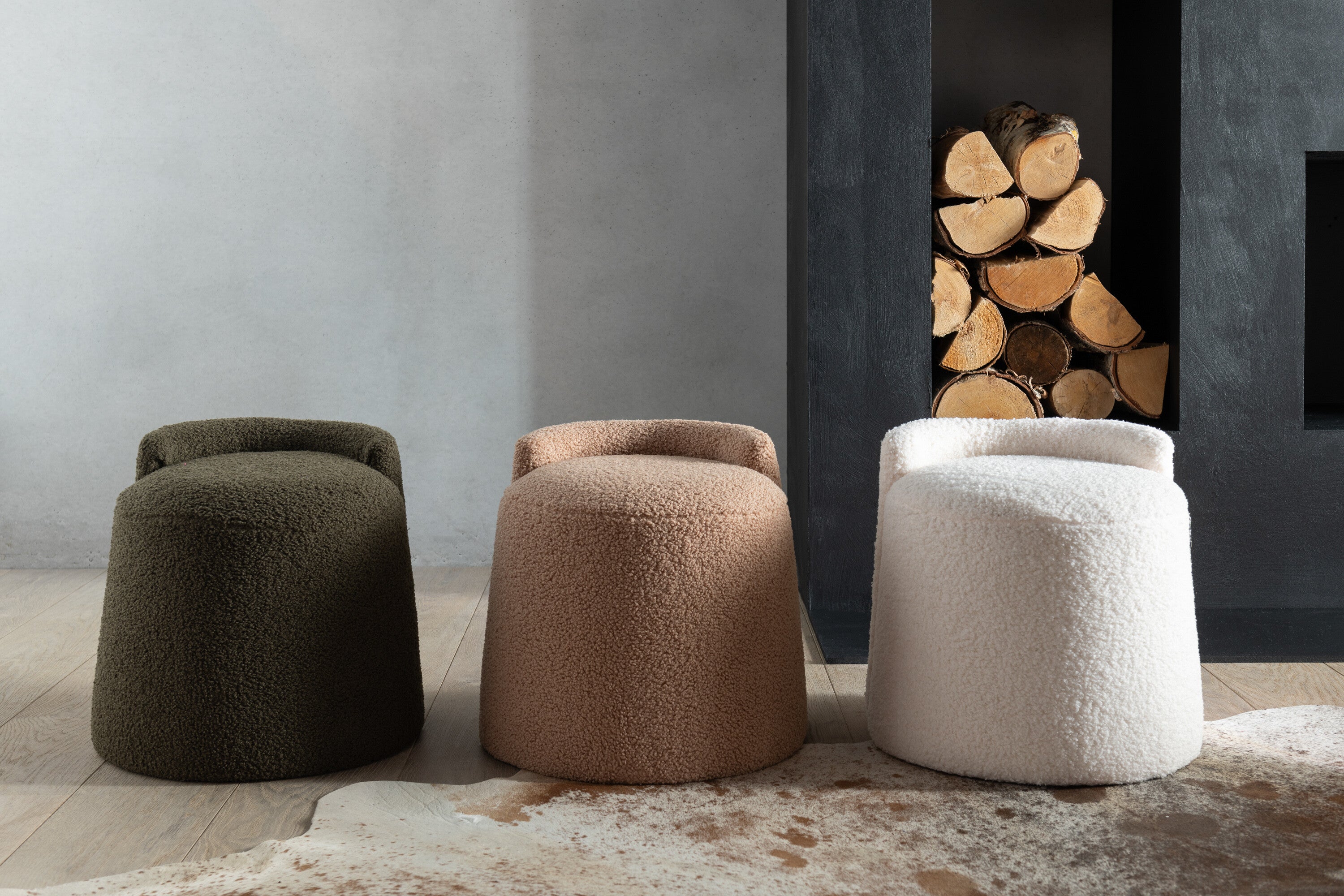 Pouf “Toddy” en bouclette blanc – Design cosy & élégant | J-Line