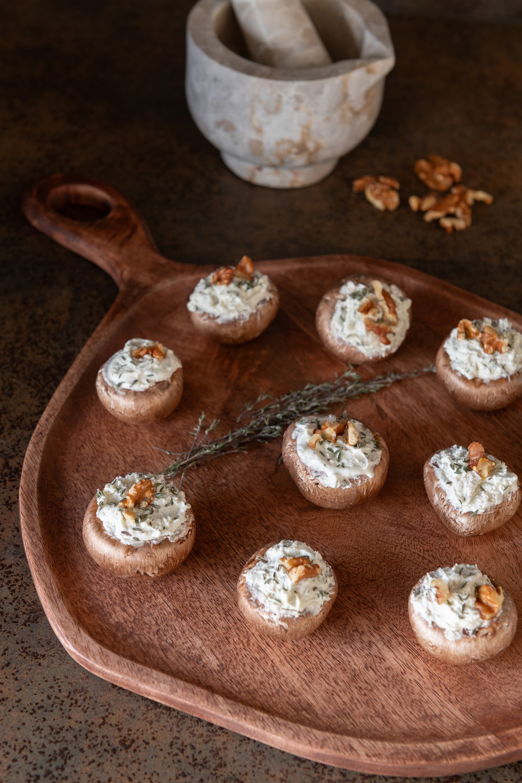 Plateau "Goa" en bois de manguier grand – Design organique, Art de la Table | J-Line