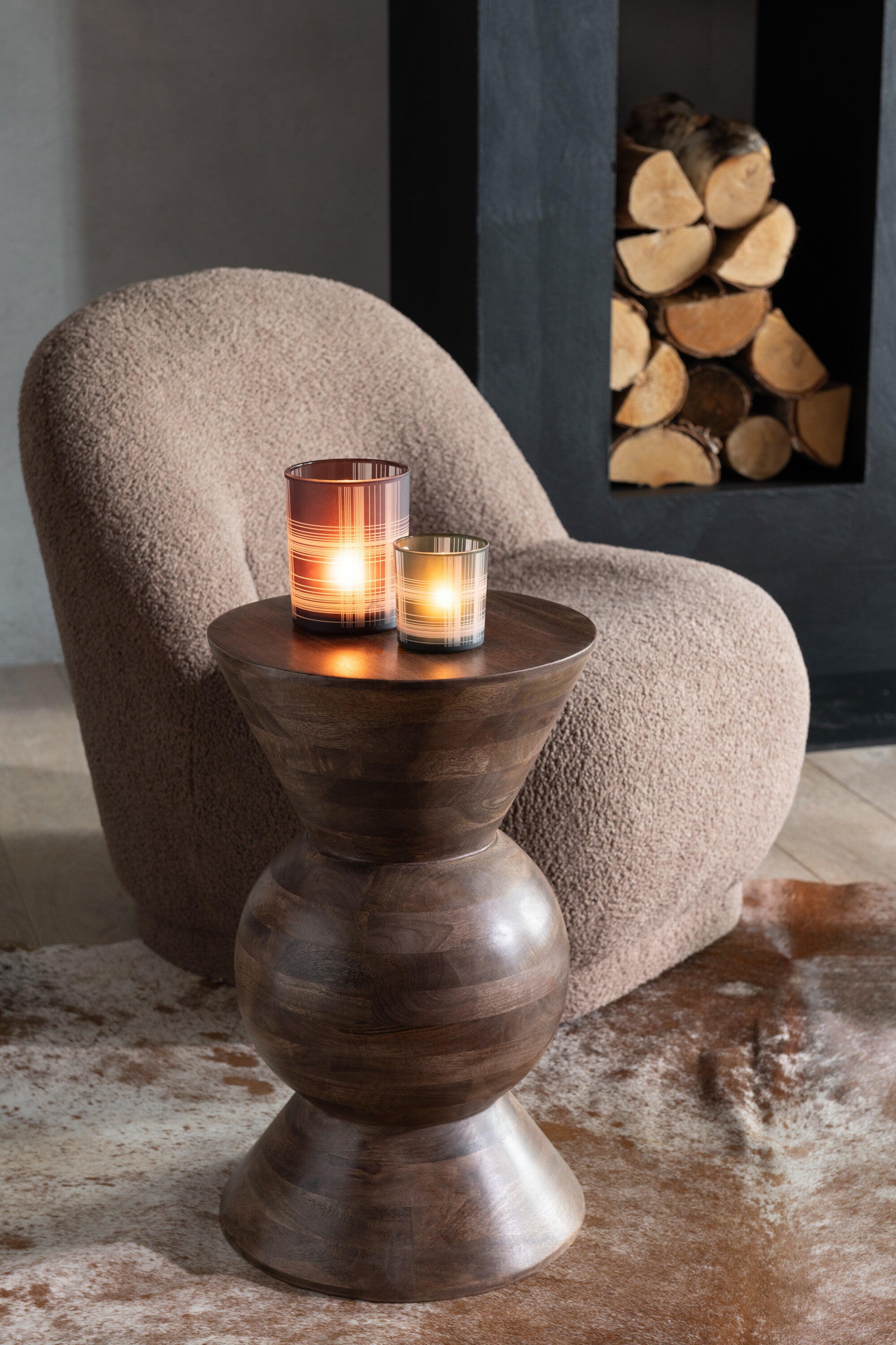 Pouf "Teddy" en tissu bouclette taupe