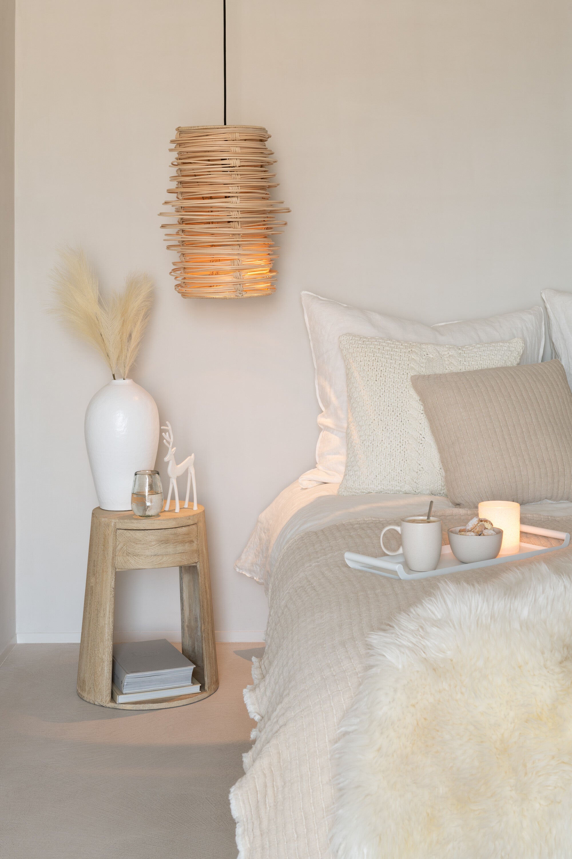 Coussin “Teddy” en coton gris – Confort Douillet, Design Minimalist | J-Line