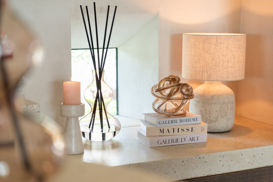 Lampe à poser Miah en terre cuite beige petite - J-Line