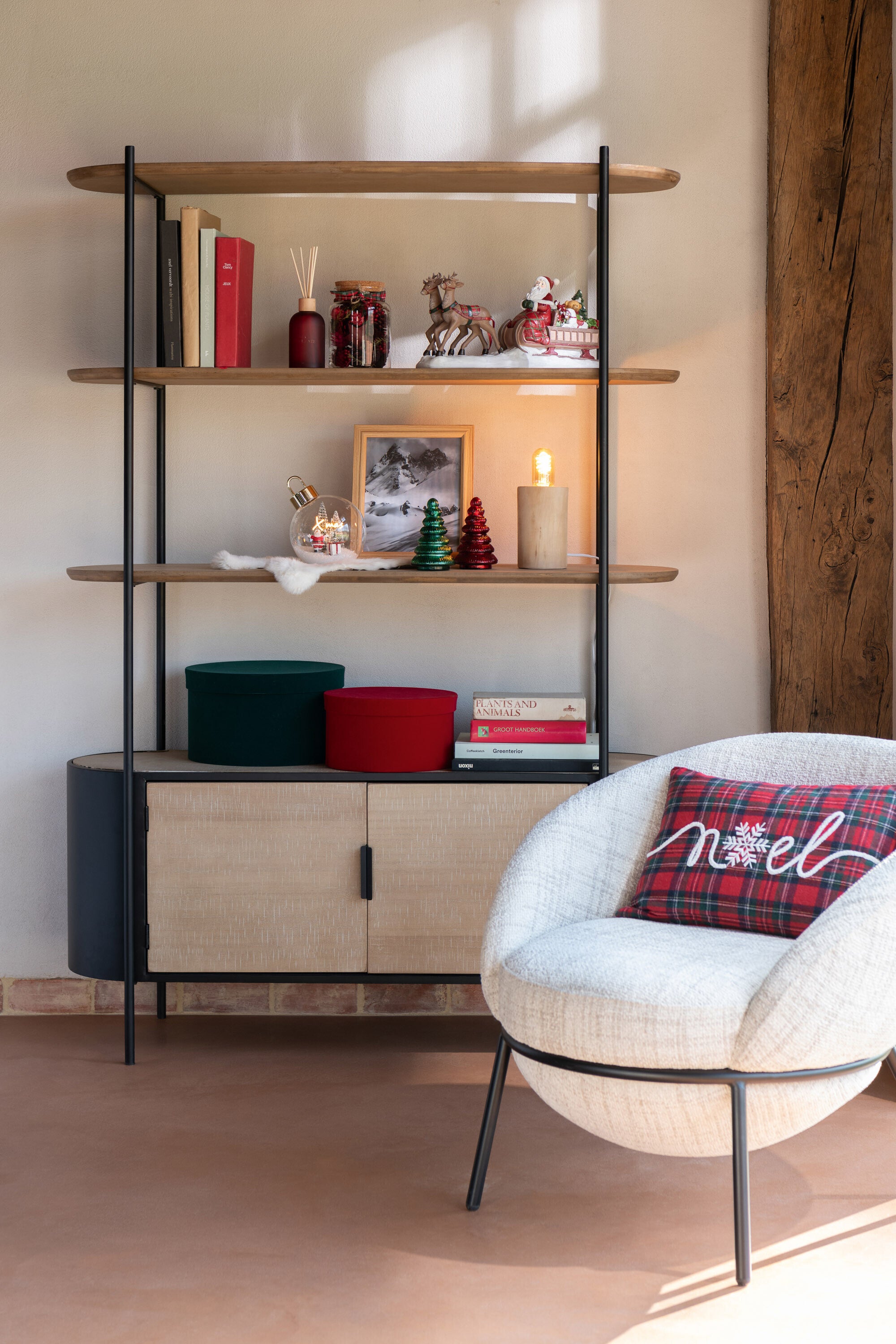 Chaise de repas “Bergen” - Tissu beige, design cosy et moderne | J-Line