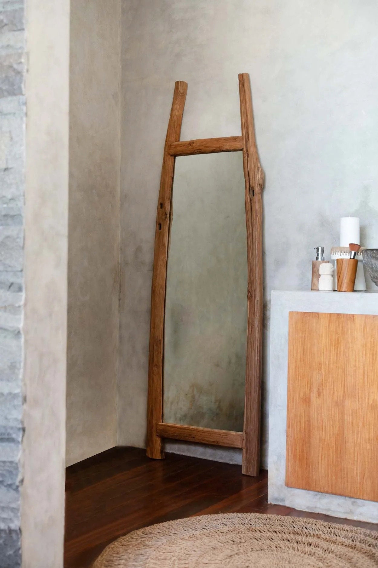 Miroir sur pied Fabulook en teck recyclé - Naturel - Bazar Bizar