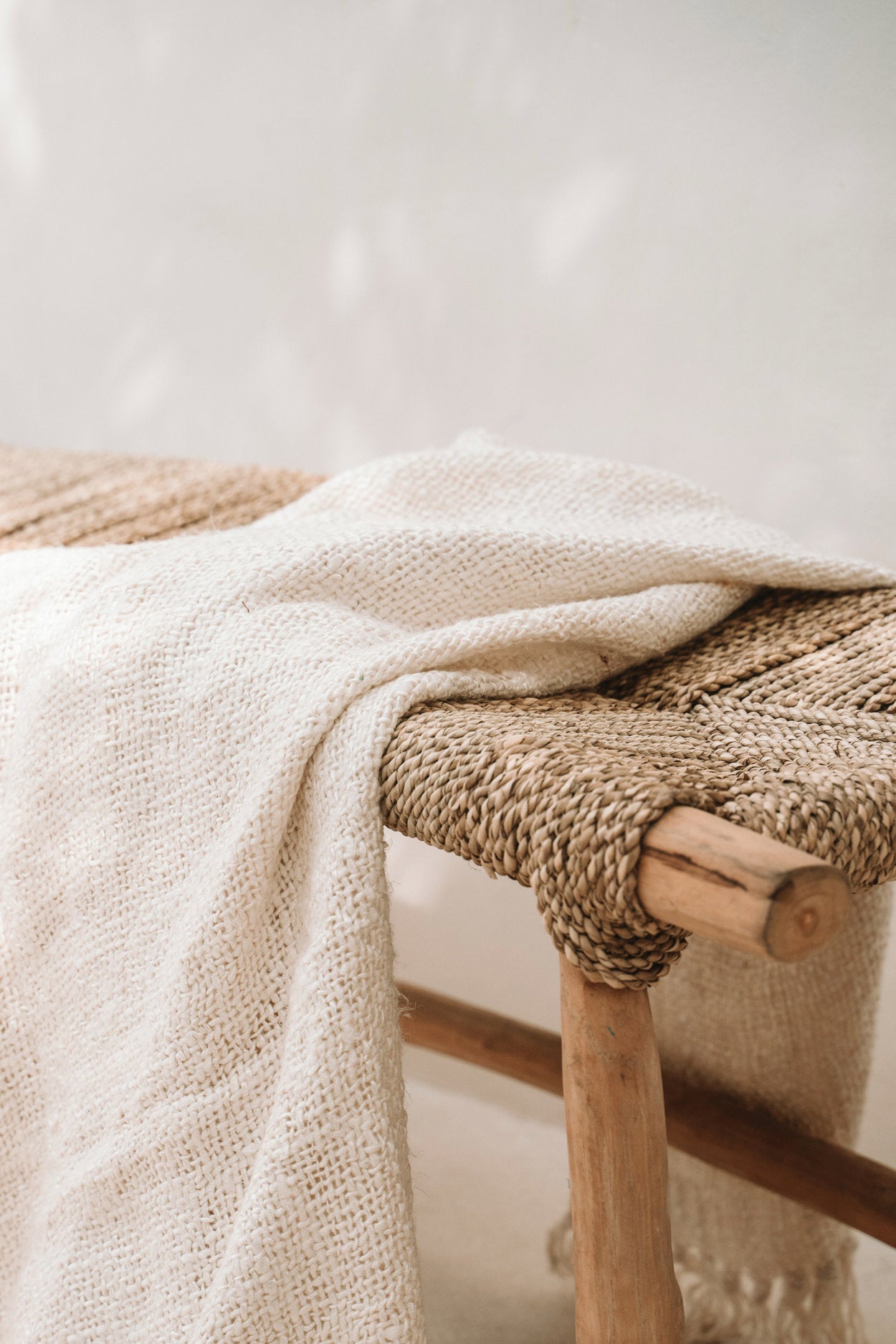 Banc en teck et jonc de mer Porto - Bazar Bizar