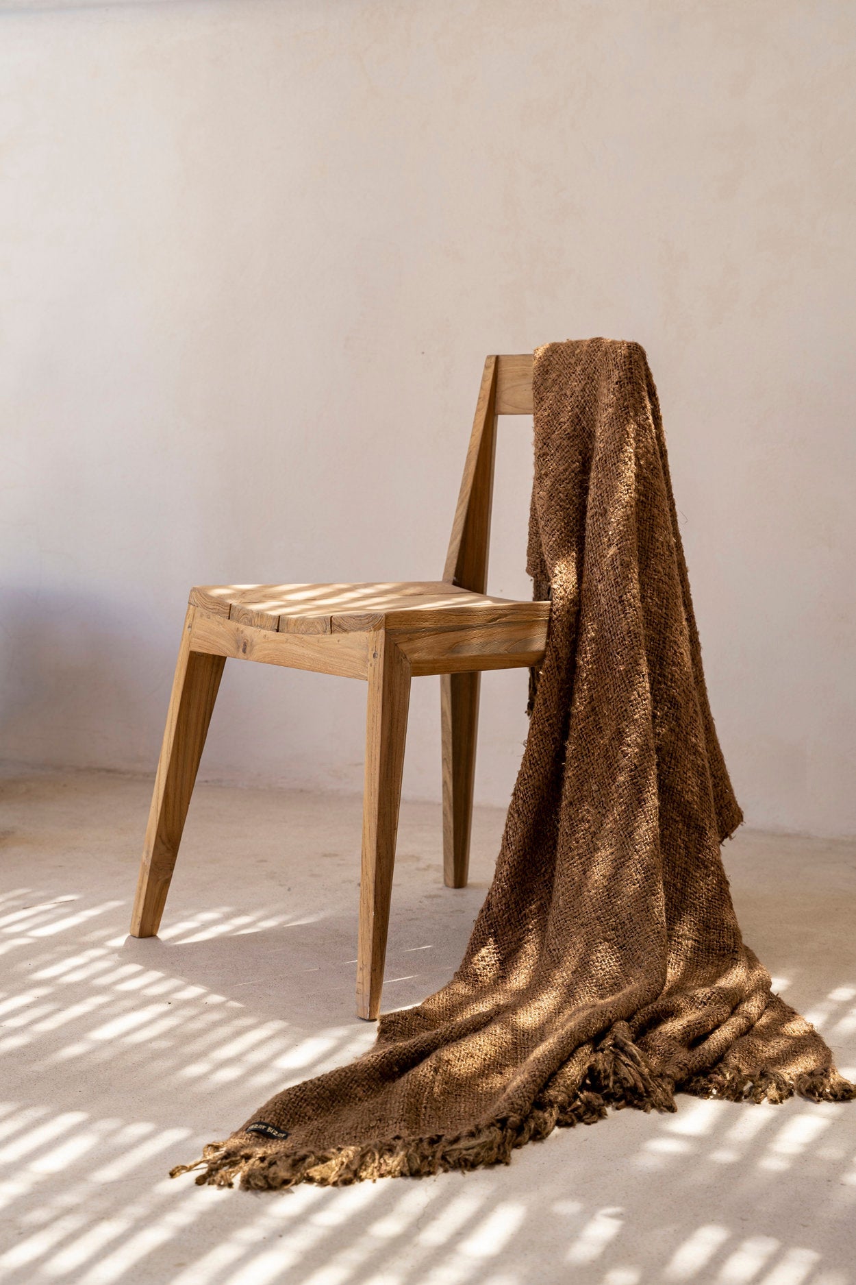 Chaise de salle à manger Paxi en teck recyclé - Extérieur - Bazar Bizar