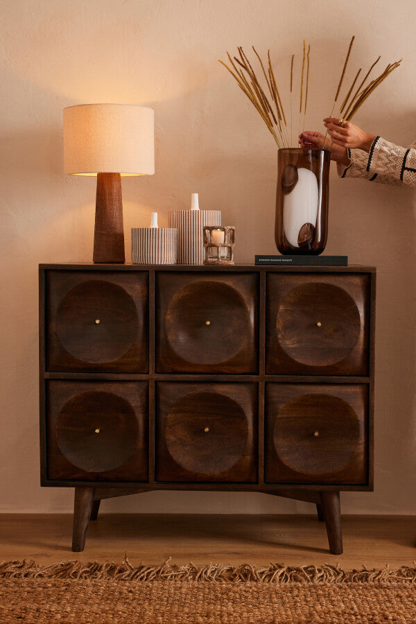 Commode design “Mozambique” en bois manguier foncé – Rangement sculptural, bois massif | J-Line